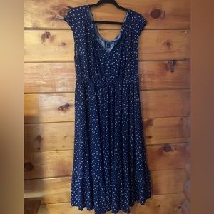 Torrid Size 1 navy blue and white star drawstring Challis midi dress.